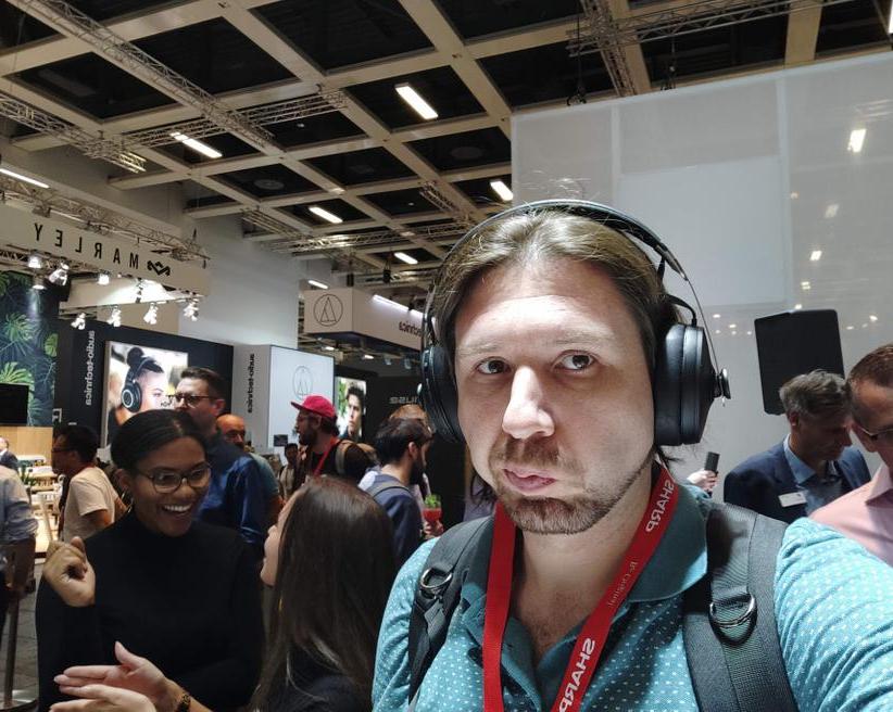 Обновление наушников Sennheiser Momentum и PXC