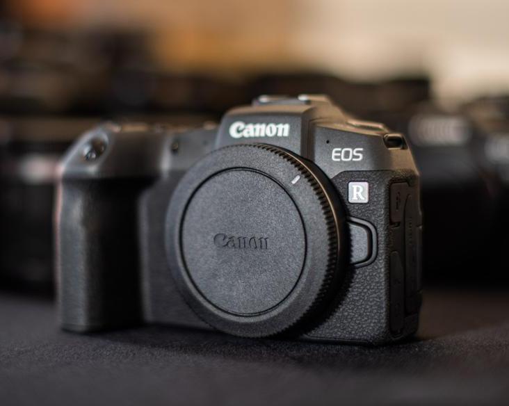 Презентация компактного полного кадра Canon RP