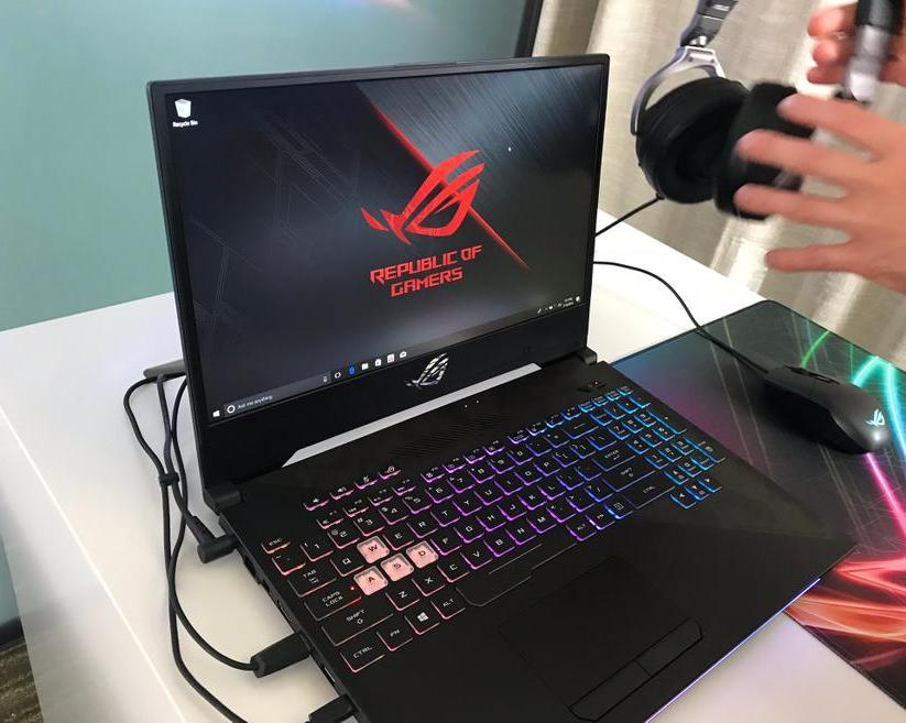 Asus представила игровые ноутбуки Scar II и Hero II
