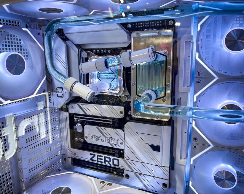 Железо MSI на Computex 2024: Project Zero, БП для ИИ, СЖО уже в сборе и мегафлешка на магните